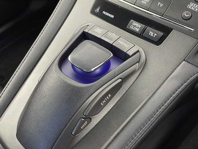 レクサス ＨＳ 250h バージョンI 新潟県 2009(平21)年 5.1万km ブラックオパールマイカ 純正HDDナビ/　Bluetooth/CD/USB/サンルーフ/レーダークルーズコントロール/前席パワーシート/レザーシート/前席シートヒーター/前席エアシート/前席メモリーシート/前後コーナーセンサー/バックモニター/ビルトインETC/LEDヘッドライト/横滑り防止装置/オートライト/ステアリングスイッチ/禁煙車