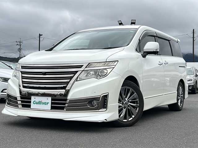 日産 エルグランド ライダー ブラックライン黒本革 パワーシート 長野県 2014(平26)年 14.8万km ブリリアントホワイトパール ・純正ナビ/CD DVD フルセグTV Bluetooth/・全方位カメラ/・ETC/・黒革シート/・クルーズコントロール/・純正18インチアルミホイール/・両側パワースライドドア/・アイドリングストップ/・横滑り防止装置/・フリップダウンモニター/・オットマン/・HIDヘッドライト/・オートライト/・ドライブレコーダー/・スマートキー/・エンジンプッシュスタート