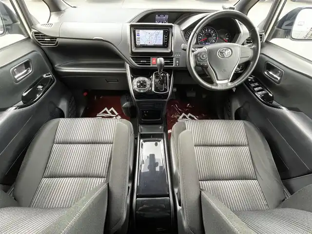 トヨタ ヴォクシー ZS 煌 道北・旭川 2018(平30)年 3.9万km ホワイトパールクリスタルシャイン モデリスタエアロ/パナソニックナビ/フルセグTV/バックカメラ/両側パワースライドドア/LEDヘッドライト/オートマチックハイビーム/オートライト/プッシュスタート/スマートキー/ETC/寒冷地仕様