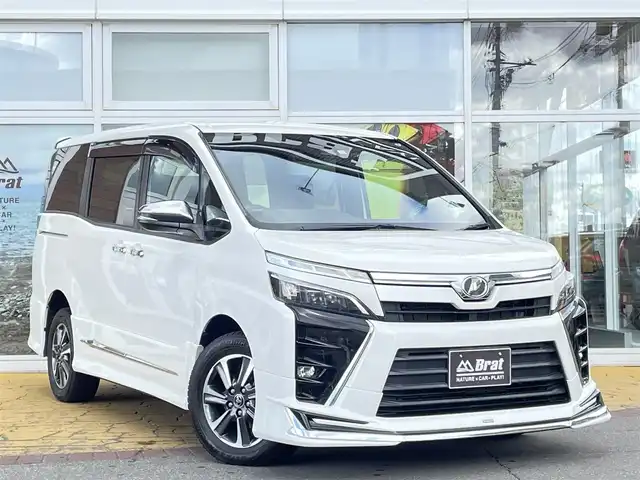 トヨタ ヴォクシー ZS 煌 道北・旭川 2018(平30)年 3.9万km ホワイトパールクリスタルシャイン モデリスタエアロ/パナソニックナビ/フルセグTV/バックカメラ/両側パワースライドドア/LEDヘッドライト/オートマチックハイビーム/オートライト/プッシュスタート/スマートキー/ETC/寒冷地仕様