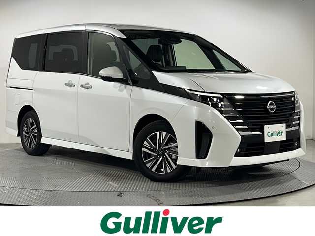 日産 セレナ e－パワー ハイウェイスター V 広島県 2025(令7)年 0.1千km プリズムホワイト 登録済未使用車（7km）/12.3型ニッサンコネクトナビ（AppleCarPlay/AndroidAuto/フルセグTV）/アラウンドビューモニター/プロパイロット/ハンズフリーオートスライドドア/インテリジェントルームミラー/エマージェンシーブレーキ/レーンキープアシスト/アダプティブLEDヘッドライト/ブラインドスポットモニター/リヤクロストラフィックアラート/フロント/バックソナー/誤発進抑制機能/USB/HDMI入力端子/ETC2.0/前後ドライブレコーダー/ワイヤレス充電