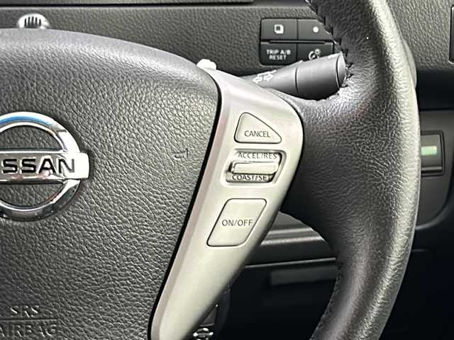 日産 セレナ ハイウェイS S HV Aセーフ 岐阜県 2015(平27)年 10.5万km ブリリアントシルバー 純正8インチナビ/CD/DVD/Bluetooth/HDMI/フルセグTV/純正フリップダウンモニター/全方位カメラ/衝突軽減ブレーキ/両側パワースライドドア/クルーズコントロール/レーンキープアシスト/ETC
