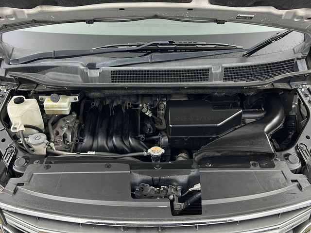 日産 セレナ ハイウェイS S HV Aセーフ 岐阜県 2015(平27)年 10.5万km ブリリアントシルバー 純正8インチナビ/CD/DVD/Bluetooth/HDMI/フルセグTV/純正フリップダウンモニター/全方位カメラ/衝突軽減ブレーキ/両側パワースライドドア/クルーズコントロール/レーンキープアシスト/ETC