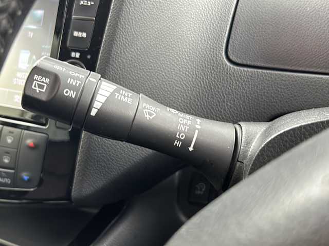 日産 セレナ ハイウェイS S HV Aセーフ 岐阜県 2015(平27)年 10.5万km ブリリアントシルバー 純正8インチナビ/CD/DVD/Bluetooth/HDMI/フルセグTV/純正フリップダウンモニター/全方位カメラ/衝突軽減ブレーキ/両側パワースライドドア/クルーズコントロール/レーンキープアシスト/ETC