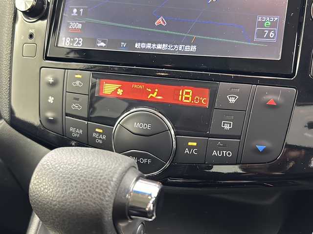 日産 セレナ ハイウェイS S HV Aセーフ 岐阜県 2015(平27)年 10.5万km ブリリアントシルバー 純正8インチナビ/CD/DVD/Bluetooth/HDMI/フルセグTV/純正フリップダウンモニター/全方位カメラ/衝突軽減ブレーキ/両側パワースライドドア/クルーズコントロール/レーンキープアシスト/ETC