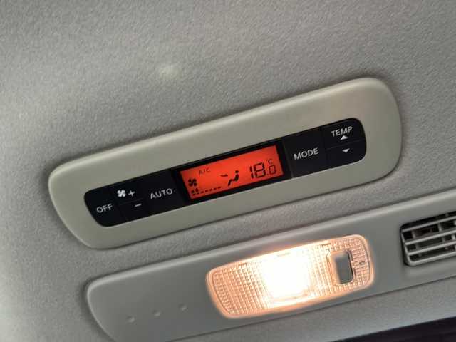 日産 セレナ ハイウェイS S HV Aセーフ 岐阜県 2015(平27)年 10.5万km ブリリアントシルバー 純正8インチナビ/CD/DVD/Bluetooth/HDMI/フルセグTV/純正フリップダウンモニター/全方位カメラ/衝突軽減ブレーキ/両側パワースライドドア/クルーズコントロール/レーンキープアシスト/ETC