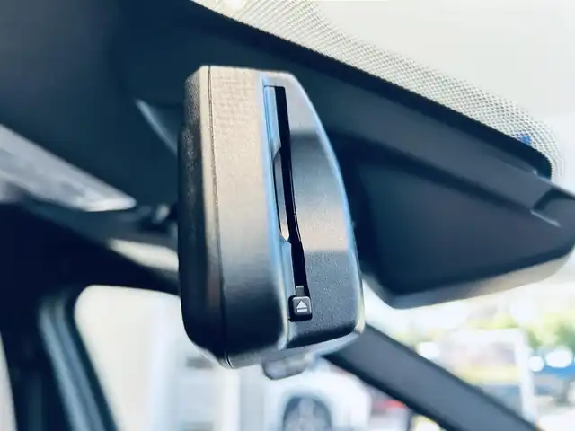 ＢＭＷ Ｘ１ xDrive 18d Mスポーツ 大阪府 2019(令1)年 3.5万km サファイアブラックP コンフォートP/インテリジェントセーフティ/純正ナビ/バックカメラ/純正18インチAW/LEDヘッドライト/クリアランスソナー/電動リアゲート/パドルシフト/ルーフレール/ハーフレザー/パワーシート/Dシートメモmリ/ETC/ドラレコ/USB/Bluetooth