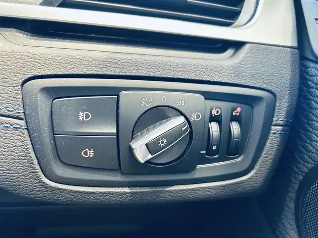 ＢＭＷ Ｘ１ xDrive 18d Mスポーツ 大阪府 2019(令1)年 3.5万km サファイアブラックP コンフォートP/インテリジェントセーフティ/純正ナビ/バックカメラ/純正18インチAW/LEDヘッドライト/クリアランスソナー/電動リアゲート/パドルシフト/ルーフレール/ハーフレザー/パワーシート/Dシートメモmリ/ETC/ドラレコ/USB/Bluetooth