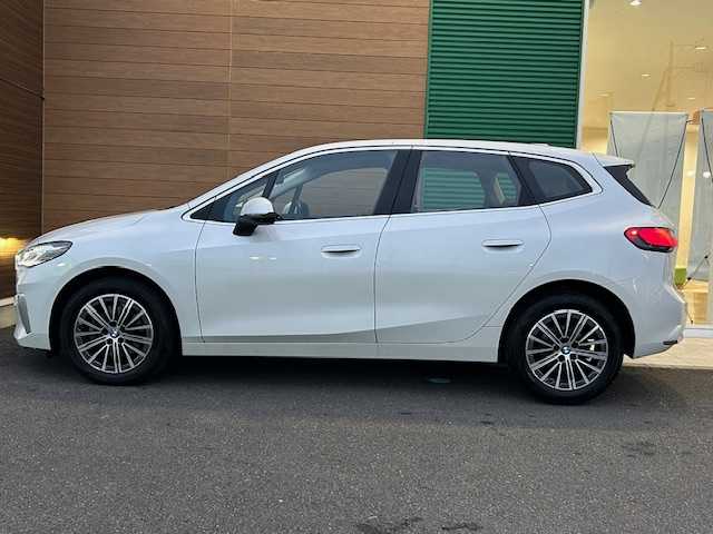 ＢＭＷ ＢＭＷ ２１８ｉ アクティブツアラー エクスクルーシブ 静岡県 2023(令5)年 1.7万km 白 純正ナビ/全方位カメラ/純正フロアマット/プッシュスタート/スマートキー/スペアキー/レザーシート/クルーズコントロール/ETC/オートライト/パワーバックドア/運転席助手席パワーシート/運転席メモリーシート