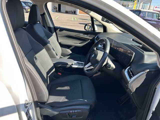 ＢＭＷ ＢＭＷ ２１８ｉ アクティブツアラー エクスクルーシブ 静岡県 2023(令5)年 1.7万km 白 純正ナビ/全方位カメラ/純正フロアマット/プッシュスタート/スマートキー/スペアキー/レザーシート/クルーズコントロール/ETC/オートライト/パワーバックドア/運転席助手席パワーシート/運転席メモリーシート