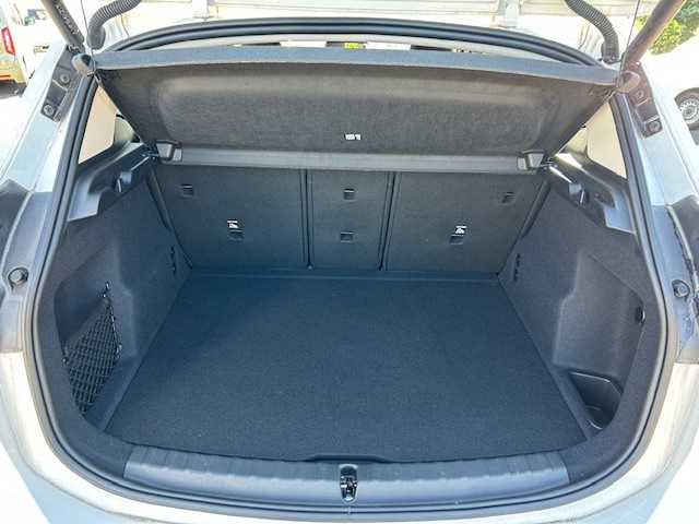 ＢＭＷ ＢＭＷ ２１８ｉ アクティブツアラー エクスクルーシブ 静岡県 2023(令5)年 1.7万km 白 純正ナビ/全方位カメラ/純正フロアマット/プッシュスタート/スマートキー/スペアキー/レザーシート/クルーズコントロール/ETC/オートライト/パワーバックドア/運転席助手席パワーシート/運転席メモリーシート