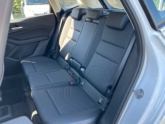 ＢＭＷ ＢＭＷ ２１８ｉ アクティブツアラー エクスクルーシブ 静岡県 2023(令5)年 1.7万km 白 純正ナビ/全方位カメラ/純正フロアマット/プッシュスタート/スマートキー/スペアキー/レザーシート/クルーズコントロール/ETC/オートライト/パワーバックドア/運転席助手席パワーシート/運転席メモリーシート