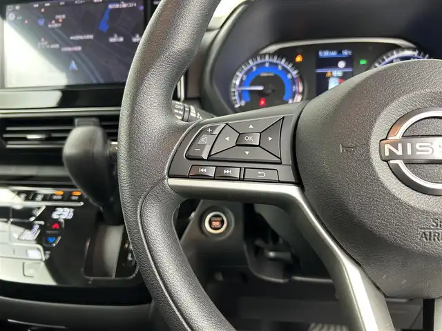 日産 ルークス HWS X プロパイロットED 千葉県 2023(令5)年 0.6万km ブラック 禁煙車/エマージェンシーブレーキ/・車線逸脱警報システム/・プロパイロット/両側電動ドア/純正９インチメモリナビ/・Bluetooth/フルセグTV/・アラウンドビューモニター/・インテリジェントルームミラー/ステアリングスイッチ/電子パーキンング/・ブレーキホールド/純正フロアマット/純正１４インチAW/オートライト/・LEDヘッドライト/・LEDフォグランプ