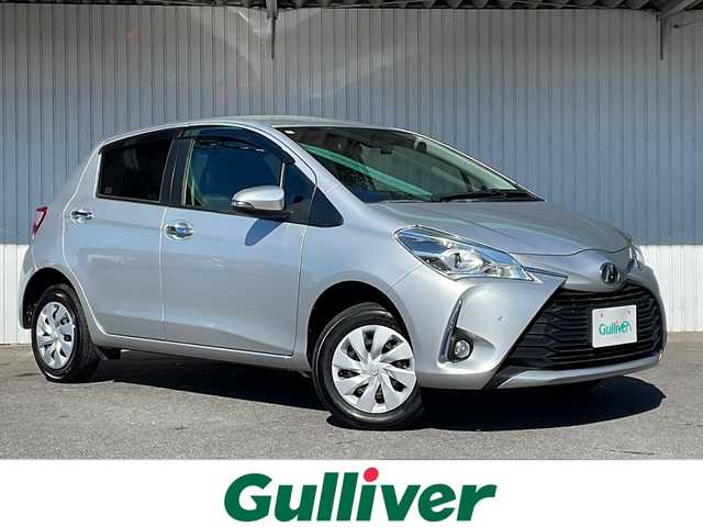 トヨタ ヴィッツ F セーフティーエディションⅢ 長野県 2020(令2)年 0.5万km シルバーM ４WD/トヨタセーフティセンス/純正メモリナビTV/バックカメラ/ビルトインETC/前後ドライブレコーダー /レーンキープアシスト/プッシュスタート /前後コーナーセンサー /保証書・取説/スペアキー