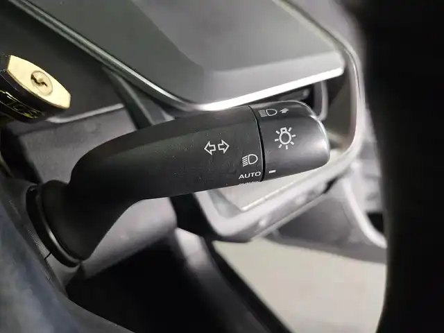 トヨタ プリウス Z 福岡県 2023(令5)年 6.6万km アティチュードブラックマイカ 〇12.3インチディスプレイオーディオ/〇フルセグTV/〇パワーバックドア/〇バックカメラ/〇パノラマビューモニター/〇ビルトインETC2.0/〇レーダークルーズコントロール/〇コーナーセンサー/〇セーフティセンス/〇トヨタチームメイト/〇LEDヘッドランプ/〇LEDアクセサリーランプ/〇デジタルインナーミラー/〇合皮巻きステアリングホイール/〇ステアリングヒーター/〇合皮スポーティシート/〇パワーシート/シートヒーター/〇シートベンチレーション/〇純正19インチアルミホイール/〇スマートエントリー/スタートシステム/〇禁煙車