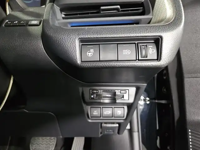 トヨタ プリウス Z 福岡県 2023(令5)年 6.6万km アティチュードブラックマイカ 〇12.3インチディスプレイオーディオ/〇フルセグTV/〇パワーバックドア/〇バックカメラ/〇パノラマビューモニター/〇ビルトインETC2.0/〇レーダークルーズコントロール/〇コーナーセンサー/〇セーフティセンス/〇トヨタチームメイト/〇LEDヘッドランプ/〇LEDアクセサリーランプ/〇デジタルインナーミラー/〇合皮巻きステアリングホイール/〇ステアリングヒーター/〇合皮スポーティシート/〇パワーシート/シートヒーター/〇シートベンチレーション/〇純正19インチアルミホイール/〇スマートエントリー/スタートシステム/〇禁煙車