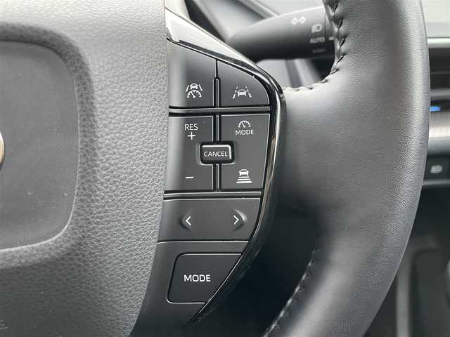 トヨタ プリウス Z 広島県 2023(令5)年 6.6万km アティチュードブラックマイカ 〇12.3インチディスプレイオーディオ/〇フルセグTV/〇パワーバックドア/〇バックカメラ/〇パノラマビューモニター/〇ビルトインETC2.0/〇レーダークルーズコントロール/〇コーナーセンサー/〇セーフティセンス/〇トヨタチームメイト/〇LEDヘッドランプ/〇LEDアクセサリーランプ/〇デジタルインナーミラー/〇合皮巻きステアリングホイール/〇ステアリングヒーター/〇合皮スポーティシート/〇パワーシート/シートヒーター/〇シートベンチレーション/〇純正19インチアルミホイール/〇スマートエントリー/スタートシステム/〇禁煙車