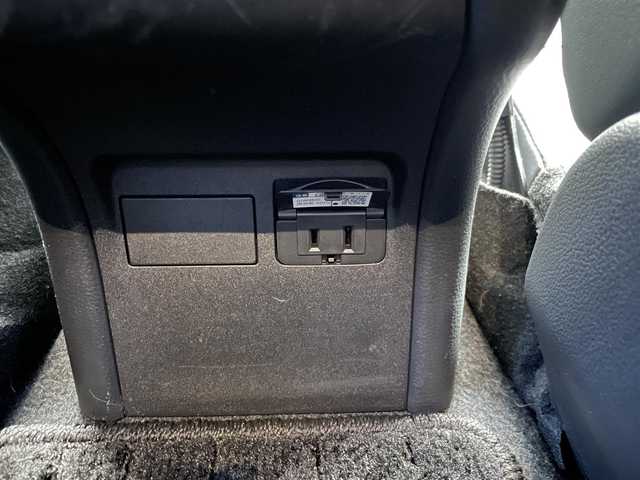 トヨタ プリウス Z 広島県 2023(令5)年 6.6万km アティチュードブラックマイカ 〇12.3インチディスプレイオーディオ/〇フルセグTV/〇パワーバックドア/〇バックカメラ/〇パノラマビューモニター/〇ビルトインETC2.0/〇レーダークルーズコントロール/〇コーナーセンサー/〇セーフティセンス/〇トヨタチームメイト/〇LEDヘッドランプ/〇LEDアクセサリーランプ/〇デジタルインナーミラー/〇合皮巻きステアリングホイール/〇ステアリングヒーター/〇合皮スポーティシート/〇パワーシート/シートヒーター/〇シートベンチレーション/〇純正19インチアルミホイール/〇スマートエントリー/スタートシステム/〇禁煙車