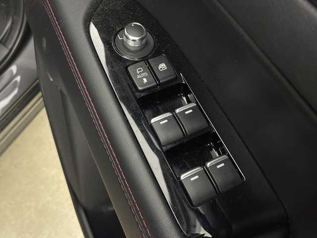 マツダ ＣＸ－５ XD ブラックトーンエディション 秋田県 2022(令4)年 4.1万km マシーングレープレミアムM ４WD/純正ナビ　/フルセグＴＶ　/全方位カメラ　【フロント　リア　サイド】/ＥＴＣ　/自動パーキングブレーキ　/前後ドライブレコーダー　/ＵＳＢポート　/運転席パワーシート　/オートライト　/ワイヤレス充電　/オートホールド　/クリアランスソナー/オートライト/パドルシフト/クルーズコントロール/電動リアゲート/アイドリングストップ/レーンキープアシスト/ダウンヒルアシストコントロール/純正フロアマット/シートメモリー/プッシュスタート/革巻きステアリング/コーナーセンサー/ウィンカーミラー/サイドバイザー