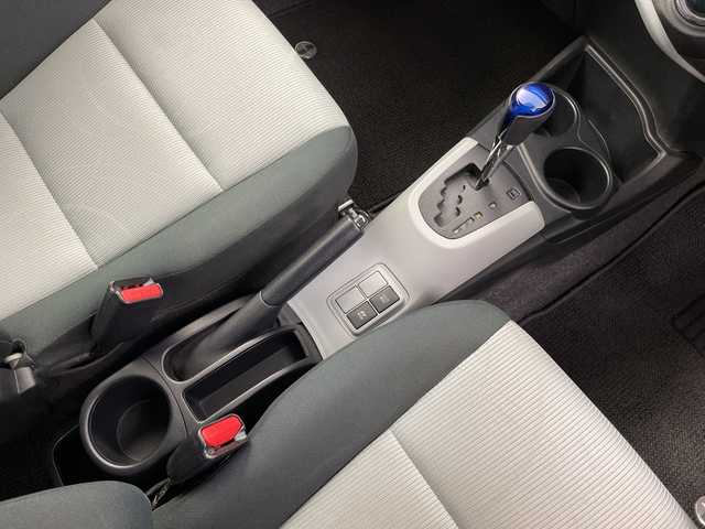 トヨタ アクア S 新潟県 2013(平25)年 7万km グレーメタリック 純正メモリナビ/BT/ワンセグ/バックカメラ/スマートキー/純正フロアマット/ETC/ハロゲンヘッドライト/オートライト/ウインカーミラー