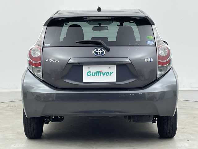 トヨタ アクア S 新潟県 2013(平25)年 7万km グレーメタリック 純正メモリナビ/BT/ワンセグ/バックカメラ/スマートキー/純正フロアマット/ETC/ハロゲンヘッドライト/オートライト/ウインカーミラー