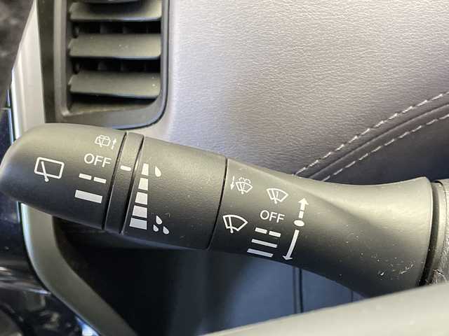 日産 セレナ e－パワー ハイウェイスター V 栃木県 2020(令2)年 5.3万km インペリアルアンバーP 純正SDナビ/（CD/DVD/フルセグTV/Bluetooth/SD）/全方位カメラ/プロパイロット/コーナーセンサー/ビルトインETC/前方ドライブレコーダー/両側パワースライドドア/デジタルインナーミラー/オートライト/LEDヘッドライト/横滑り防止装置/フォグランプ/スマートキー/プッシュスタート/ステアリングスイッチ/革巻きステアリング/ウィンカーミラー/純正16インチアルミホイール/純正フロアマット