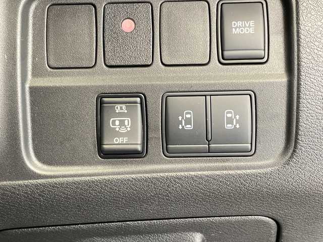 日産 セレナ e－パワー ハイウェイスター V 栃木県 2020(令2)年 5.3万km インペリアルアンバーP 純正SDナビ/（CD/DVD/フルセグTV/Bluetooth/SD）/全方位カメラ/プロパイロット/コーナーセンサー/ビルトインETC/前方ドライブレコーダー/両側パワースライドドア/デジタルインナーミラー/オートライト/LEDヘッドライト/横滑り防止装置/フォグランプ/スマートキー/プッシュスタート/ステアリングスイッチ/革巻きステアリング/ウィンカーミラー/純正16インチアルミホイール/純正フロアマット