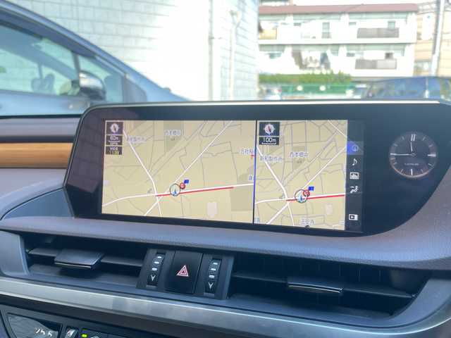 レクサス ＥＳ 300h バージョンL 神奈川県 2020(令2)年 11.9万km ソニッククォーツ ワンオーナー/サンルーフ/Mark Levinsonスピーカー/純正ナビ/（CD/DVD/FM/AM/SD/USB/AUX/フルセグTV)/Miracast/全方位カメラ/前後ドライブレコーダー/ETC2.0/レーダークルーズコントロール/パドルシフト/ブラインドスポットモニター/レーンキープアシスト/前後コーナーセンサー/プリクラッシュ/横滑り防止装置/１００V充電/電動リアゲート/電動パーキングブレーキ/茶革シート/全席パワーシート、シートヒーター/D/N席メモリシート、エアシート/サイドバイザー/ステアリングヒーター/電動チルト/ISOFIX/純正フロアマット/純正アルミホイール/スペアキー×１、カードキー×１/保証書/取扱説明書