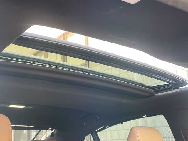 レクサス ＥＳ 300h バージョンL 神奈川県 2020(令2)年 11.9万km ソニッククォーツ ワンオーナー/サンルーフ/Mark Levinsonスピーカー/純正ナビ/（CD/DVD/FM/AM/SD/USB/AUX/フルセグTV)/Miracast/全方位カメラ/前後ドライブレコーダー/ETC2.0/レーダークルーズコントロール/パドルシフト/ブラインドスポットモニター/レーンキープアシスト/前後コーナーセンサー/プリクラッシュ/横滑り防止装置/１００V充電/電動リアゲート/電動パーキングブレーキ/茶革シート/全席パワーシート、シートヒーター/D/N席メモリシート、エアシート/サイドバイザー/ステアリングヒーター/電動チルト/ISOFIX/純正フロアマット/純正アルミホイール/スペアキー×１、カードキー×１/保証書/取扱説明書