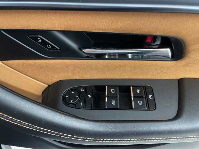 マツダ ＣＸ－６０ XD HV プレミアムスポーツ 鹿児島県 2023(令5)年 3.3万km ディープクリスタルブルーマイカ 純正SDナビ/(BT/AM/FM/フルセグTV)/ワンオーナー/4WD/ターボ/パドルシフト/アイドリングストップ/レーダークルーズコントロール/全方位カメラ/バックカメラ/パワーバックドア/サンルーフ/前後ドライブレコーダー/前席シートヒーター/前席シートエアコン/前席パワーシート/シートメモリー/前後コーナーセンサー/レーンキープアシスト/BOSEサウンドシステム/オートマチックハイビーム/ヘッドアップディスプレイ/ヒルディセントコントロール/ステアリングヒーター/ワイヤレス充電/電動パーキングブレーキ/オートホールド/革巻ステアリング/ステアリングスイッチ/純正20インチアルミホイール/純正フロアマット/純正LEDヘッドライト/保証書/取扱説明書