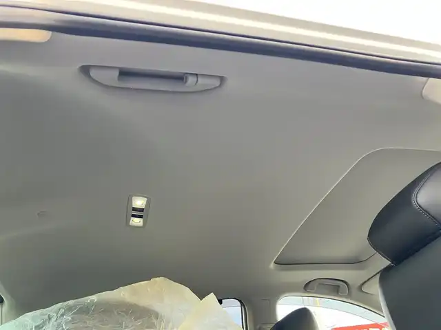 ホンダ アコード EX 静岡県 2021(令3)年 2.6万km プラチナホワイトパール エンジンスタートボタン/パワーステアリング/パワーウィンドウ/パドルシフト/アイドリングストップ/スマートキー/オートエアコン/レーダークルーズコントロール/USB入力端子/純正ETC/バックカメラ/純正8インチナビ（BT/フルセグ）/サンルーフ/純正フロアマット/純正アルミホイール車載/社外アルミホイール/D席N席パワーシート/レザーシート/全席シートヒーター/ABS/横滑り防止装置/レーンキープアシスト/オートライト/オートマチックハイビーム/LEDヘッドライト/W+サイドエアバッグ/衝突軽減システム/カーテンエアバッグ/BSM/ワイヤレス充電/ホンダセンシング