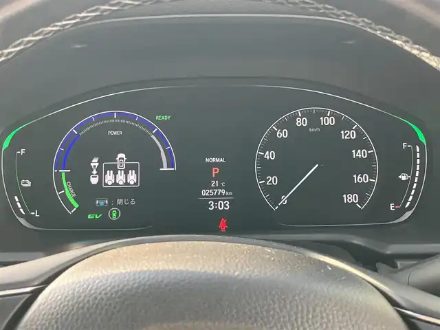 ホンダ アコード EX 静岡県 2021(令3)年 2.6万km プラチナホワイトパール エンジンスタートボタン/パワーステアリング/パワーウィンドウ/パドルシフト/アイドリングストップ/スマートキー/オートエアコン/レーダークルーズコントロール/USB入力端子/純正ETC/バックカメラ/純正8インチナビ（BT/フルセグ）/サンルーフ/純正フロアマット/純正アルミホイール車載/社外アルミホイール/D席N席パワーシート/レザーシート/全席シートヒーター/ABS/横滑り防止装置/レーンキープアシスト/オートライト/オートマチックハイビーム/LEDヘッドライト/W+サイドエアバッグ/衝突軽減システム/カーテンエアバッグ/BSM/ワイヤレス充電/ホンダセンシング