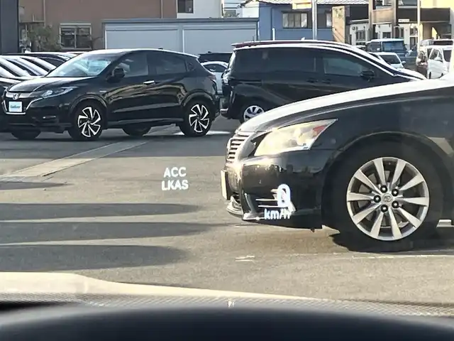 ホンダ アコード EX 静岡県 2021(令3)年 2.6万km プラチナホワイトパール エンジンスタートボタン/パワーステアリング/パワーウィンドウ/パドルシフト/アイドリングストップ/スマートキー/オートエアコン/レーダークルーズコントロール/USB入力端子/純正ETC/バックカメラ/純正8インチナビ（BT/フルセグ）/サンルーフ/純正フロアマット/純正アルミホイール車載/社外アルミホイール/D席N席パワーシート/レザーシート/全席シートヒーター/ABS/横滑り防止装置/レーンキープアシスト/オートライト/オートマチックハイビーム/LEDヘッドライト/W+サイドエアバッグ/衝突軽減システム/カーテンエアバッグ/BSM/ワイヤレス充電/ホンダセンシング