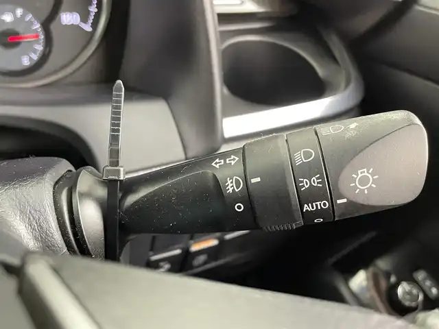 トヨタ ヴェルファイア Z Gエディション 大分県 2015(平27)年 5.5万km ホワイトパールクリスタルシャイン 社外ナビ/バックカメラ/CD/DVD/BT/フルセグ/フリップダウンモニター/ETC/サンルーフ/両側パワースライドドア/電動パーキング/オートホールド/衝突軽減ブレーキ/前席パワーシート/レーダークルーズコントロール/パワーバックドア/ステアリングヒーター/社外シーケンシャルウィンカー/LEDヘッドライト/モデリスタエアロ