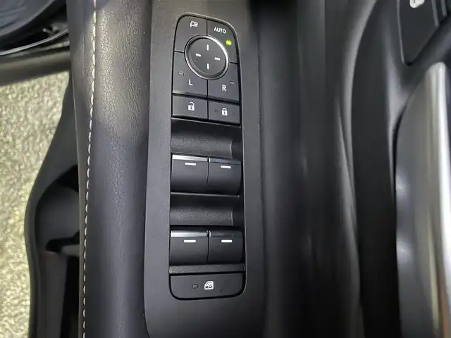 トヨタ アルファードハイブリット Z 熊本県 2025(令7)年 0.1千km ブラック 左右独立型ムーンルーフ/革シート/ワンオーナー/純正ナビ/全方位カメラ/ビルトインETC/純正フリップダウンモニター（V13T-R72F）/純正18インチAW/レーダークルーズ/両側パワースライドドア/パワーバックドア/オートサイドステップ/1列目・2列目パワーシート/1列目・2列目シートヒーター・エアーシート/ステアリングヒーター/LEDヘッドライト/オートライト/前後コーナーセンサー/横滑り防止装置/ウィンカーミラー/新車保証書/取扱説明書/スマートスペアキー×1本