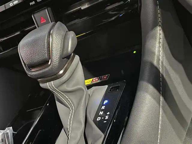 トヨタ アルファードハイブリット Z 熊本県 2025(令7)年 0.1千km ブラック 左右独立型ムーンルーフ/革シート/ワンオーナー/純正ナビ/全方位カメラ/ビルトインETC/純正フリップダウンモニター（V13T-R72F）/純正18インチAW/レーダークルーズ/両側パワースライドドア/パワーバックドア/オートサイドステップ/1列目・2列目パワーシート/1列目・2列目シートヒーター・エアーシート/ステアリングヒーター/LEDヘッドライト/オートライト/前後コーナーセンサー/横滑り防止装置/ウィンカーミラー/新車保証書/取扱説明書/スマートスペアキー×1本