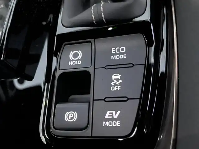 トヨタ アルファードハイブリット Z 熊本県 2025(令7)年 0.1千km ブラック 左右独立型ムーンルーフ/革シート/ワンオーナー/純正ナビ/全方位カメラ/ビルトインETC/純正フリップダウンモニター（V13T-R72F）/純正18インチAW/レーダークルーズ/両側パワースライドドア/パワーバックドア/オートサイドステップ/1列目・2列目パワーシート/1列目・2列目シートヒーター・エアーシート/ステアリングヒーター/LEDヘッドライト/オートライト/前後コーナーセンサー/横滑り防止装置/ウィンカーミラー/新車保証書/取扱説明書/スマートスペアキー×1本