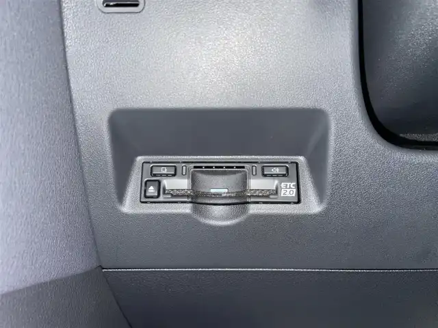 トヨタ アルファードハイブリット Z 熊本県 2025(令7)年 0.1千km ブラック 左右独立型ムーンルーフ/革シート/ワンオーナー/純正ナビ/全方位カメラ/ビルトインETC/純正フリップダウンモニター（V13T-R72F）/純正18インチAW/レーダークルーズ/両側パワースライドドア/パワーバックドア/オートサイドステップ/1列目・2列目パワーシート/1列目・2列目シートヒーター・エアーシート/ステアリングヒーター/LEDヘッドライト/オートライト/前後コーナーセンサー/横滑り防止装置/ウィンカーミラー/新車保証書/取扱説明書/スマートスペアキー×1本