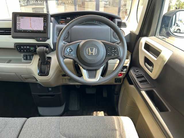 ホンダ Ｎ ＢＯＸ G L ホンダセンシング 高知県 2018(平30)年 8万km プレミアムアガットブラウンP (株)IDOMが運営する【じしゃロン高知店】の自社ローン専用車両になります。こちらは現金またはオートローンご利用時の価格です。自社ローンご希望の方は別途その旨お申付け下さい