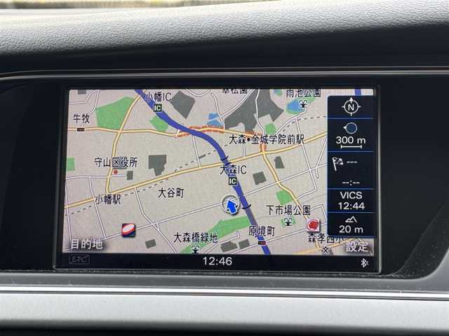 アウディ Ａ４ アバント 2．0 TFSIクワトロ 愛知県 2015(平27)年 5.9万km グレイシアホワイトメタリック /禁煙車/正規ディーラー車//アウディMMIナビ//フルセグTV.BT.SD//ビルトインETC//バックカメラ//黒本革シート//前席パワーシート//前席シートヒーター//アドバンストキーシステム//アシスタンスパッケージ//アダプティブクルーズコントロール//アウディサイドアシスト//アクティブレーンアシスト//アウディブレーキプレワーニング//レインセンサー//パーキングエイド//パワーバックドア//HIDオートライト//フロントフォグランプ//電子パーキング//ブレーキホールド//パドルシフト/ルーフレール//純正１７インチアルミ//横滑り防止装置//アイドリングストップ//電動格納ミラーウインカー//純正フロアマット//新車保証書/取扱説明書(車.ナビ)//スペアキー/記録簿R6.R2-R4