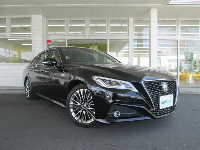 トヨタ クラウン ハイブリッド G－エグゼクティブ 千葉県 2019(令1)年 2.6万km ブラック T-Connect SDナビ、フルセグTV/　【DVD/Bluetooth/SD/USB/CD/AM/FM】/スーパーライブサウンドシステム/パノラミックビューモニター/トヨタセーフティセンス/純正LEDヘッドライト＆LEDフォグ/純正18インチアルミホイール/デジタルインナーミラー/ウィンカードアミラー/ブラックレザーシート/パワーシートエアーシート/全席シートヒーター/D席シートメモリー/パーキングアシストII&パーキングサポートブレーキ/ヘッドアップディスプレイ/前後ドライブレコーダー/ビルトインETC2.0/電動パーキング/ブレーキホールド/オートライト/オートハイビーム/保証書/取扱説明書/スペアキー/記録簿R2/R3/R4/R6有/純正エンジンスターター/カードキー　