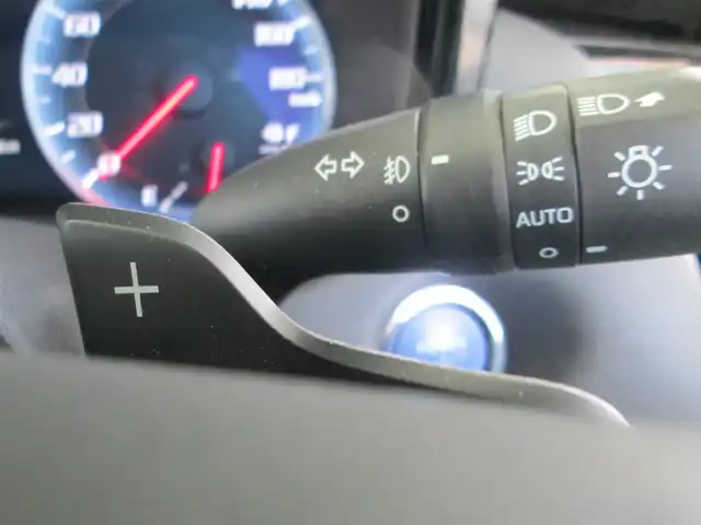 トヨタ クラウン ハイブリッド G－エグゼクティブ 千葉県 2019(令1)年 2.6万km ブラック T-Connect SDナビ、フルセグTV/　【DVD/Bluetooth/SD/USB/CD/AM/FM】/スーパーライブサウンドシステム/パノラミックビューモニター/トヨタセーフティセンス/純正LEDヘッドライト＆LEDフォグ/純正18インチアルミホイール/デジタルインナーミラー/ウィンカードアミラー/ブラックレザーシート/パワーシートエアーシート/全席シートヒーター/D席シートメモリー/パーキングアシストII&パーキングサポートブレーキ/ヘッドアップディスプレイ/前後ドライブレコーダー/ビルトインETC2.0/電動パーキング/ブレーキホールド/オートライト/オートハイビーム/保証書/取扱説明書/スペアキー/記録簿R2/R3/R4/R6有/純正エンジンスターター/カードキー　