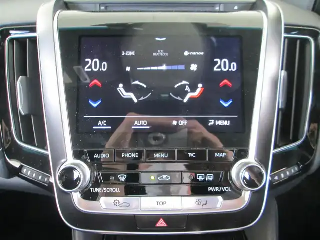 トヨタ クラウン ハイブリッド G－エグゼクティブ 千葉県 2019(令1)年 2.6万km ブラック T-Connect SDナビ、フルセグTV/　【DVD/Bluetooth/SD/USB/CD/AM/FM】/スーパーライブサウンドシステム/パノラミックビューモニター/トヨタセーフティセンス/純正LEDヘッドライト＆LEDフォグ/純正18インチアルミホイール/デジタルインナーミラー/ウィンカードアミラー/ブラックレザーシート/パワーシートエアーシート/全席シートヒーター/D席シートメモリー/パーキングアシストII&パーキングサポートブレーキ/ヘッドアップディスプレイ/前後ドライブレコーダー/ビルトインETC2.0/電動パーキング/ブレーキホールド/オートライト/オートハイビーム/保証書/取扱説明書/スペアキー/記録簿R2/R3/R4/R6有/純正エンジンスターター/カードキー　