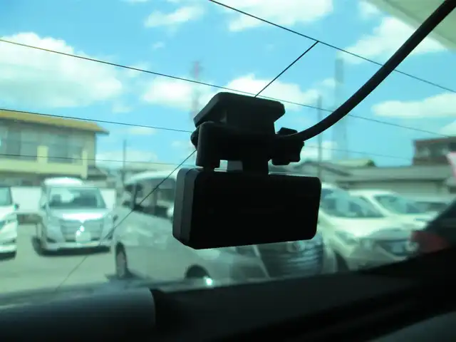 トヨタ クラウン ハイブリッド G－エグゼクティブ 千葉県 2019(令1)年 2.6万km ブラック T-Connect SDナビ、フルセグTV/　【DVD/Bluetooth/SD/USB/CD/AM/FM】/スーパーライブサウンドシステム/パノラミックビューモニター/トヨタセーフティセンス/純正LEDヘッドライト＆LEDフォグ/純正18インチアルミホイール/デジタルインナーミラー/ウィンカードアミラー/ブラックレザーシート/パワーシートエアーシート/全席シートヒーター/D席シートメモリー/パーキングアシストII&パーキングサポートブレーキ/ヘッドアップディスプレイ/前後ドライブレコーダー/ビルトインETC2.0/電動パーキング/ブレーキホールド/オートライト/オートハイビーム/保証書/取扱説明書/スペアキー/記録簿R2/R3/R4/R6有/純正エンジンスターター/カードキー　