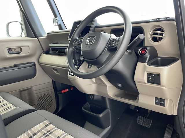 ホンダ Ｎ ＢＯＸ JOY 沖縄県 2024(令6)年 0.1万km未満 プラチナホワイトパール パワースライドドア　/シートヒーター　/クリアランスソナー　/ステアリングスイッチ　/クルーズコントロール　/ウィンカーミラー　/ＵＳＢポート　/ＬＥＤオートライト　/プッシュスタート　/スマートキー　/スペアキー