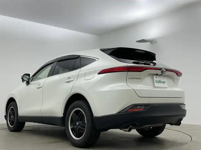 トヨタ ハリアー S 岡山県 2021(令3)年 6.3万km ホワイトパールクリスタルシャイン レーダークルーズコントロール/ビルトインETC/プリクラッシュセーフティ/RMPアルミホイール/LEDヘッドライト/オートハイビーム/純正９インチディスプレイオーディオ/Carplay/Bluetooth/USB接続/ブレーキホールド/踏み間違い防止