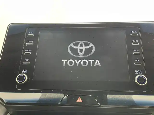 トヨタ ハリアー S 岡山県 2021(令3)年 6.3万km ホワイトパールクリスタルシャイン レーダークルーズコントロール/ビルトインETC/プリクラッシュセーフティ/RMPアルミホイール/LEDヘッドライト/オートハイビーム/純正９インチディスプレイオーディオ/Carplay/Bluetooth/USB接続/ブレーキホールド/踏み間違い防止