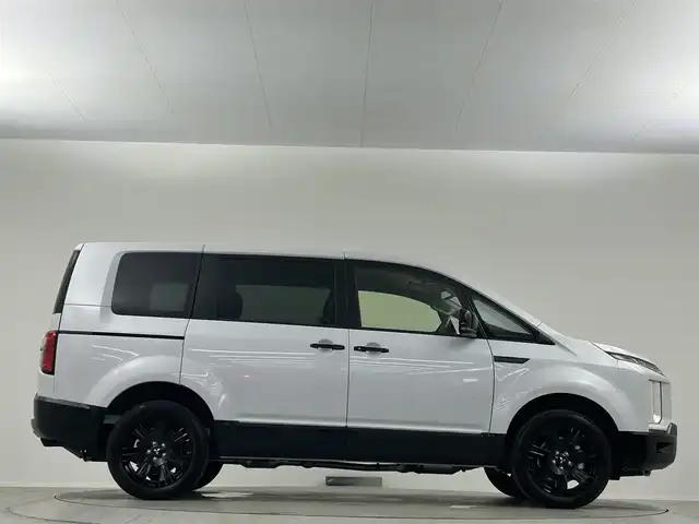 三菱 デリカＤ：５ シャモニー 埼玉県 2025(令7)年 0.1万km未満 白 １１型ナビ　フルセグ　Ｂｌｕｅｔｏｏｔｈ　アラウンドビューモニター　パワーバックドア　アダクティブクルーズコントロール　ブラインドスポットモニター　両側パーワースライドドア　前席シートヒーター