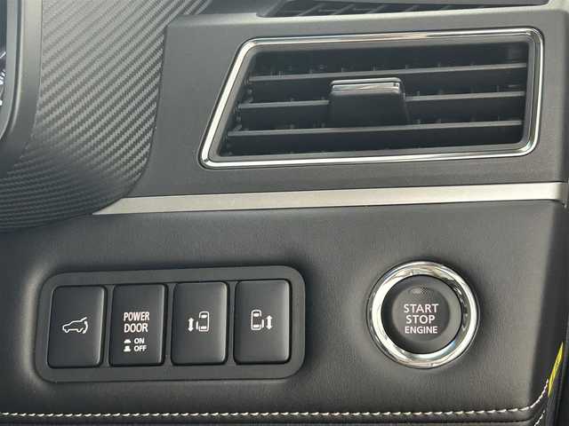 三菱 デリカＤ：５ シャモニー 埼玉県 2025(令7)年 0.1万km未満 白 １１型ナビ　フルセグ　Ｂｌｕｅｔｏｏｔｈ　アラウンドビューモニター　パワーバックドア　アダクティブクルーズコントロール　ブラインドスポットモニター　両側パーワースライドドア　前席シートヒーター