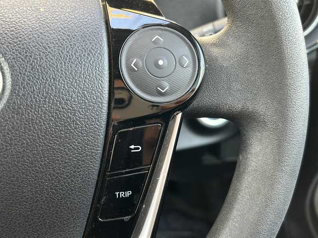 トヨタ アクア S 茨城県 2019(令1)年 7.6万km クリアエメラルドパールクリスタルシャイン ToyotaSafetySene/【PCS/LDA】/純正SDナビ/【AM/FM/CD/DVD/BT/フルセグ】/バックカメラ/ETC/前後ドラレコ/コーナーセンサー/ステアリングスイッチ/オートライト/オートハイビーム/保証書/取扱説明書